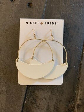 Nickel & Suede Gold Hoop Earrings with White Crescent Drops